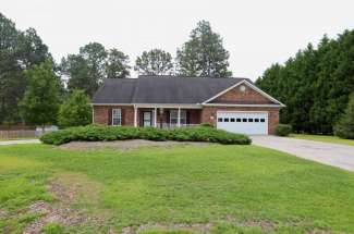 127 Michael Lane, Aberdeen NC 28315